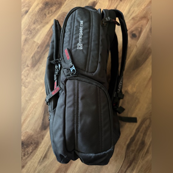 OGIO RENEGADE RSS LAPTOP BACKPACK - Picture 6 of 16